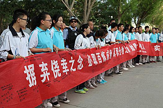 珙县第一高级中学高考复读要收好多钱